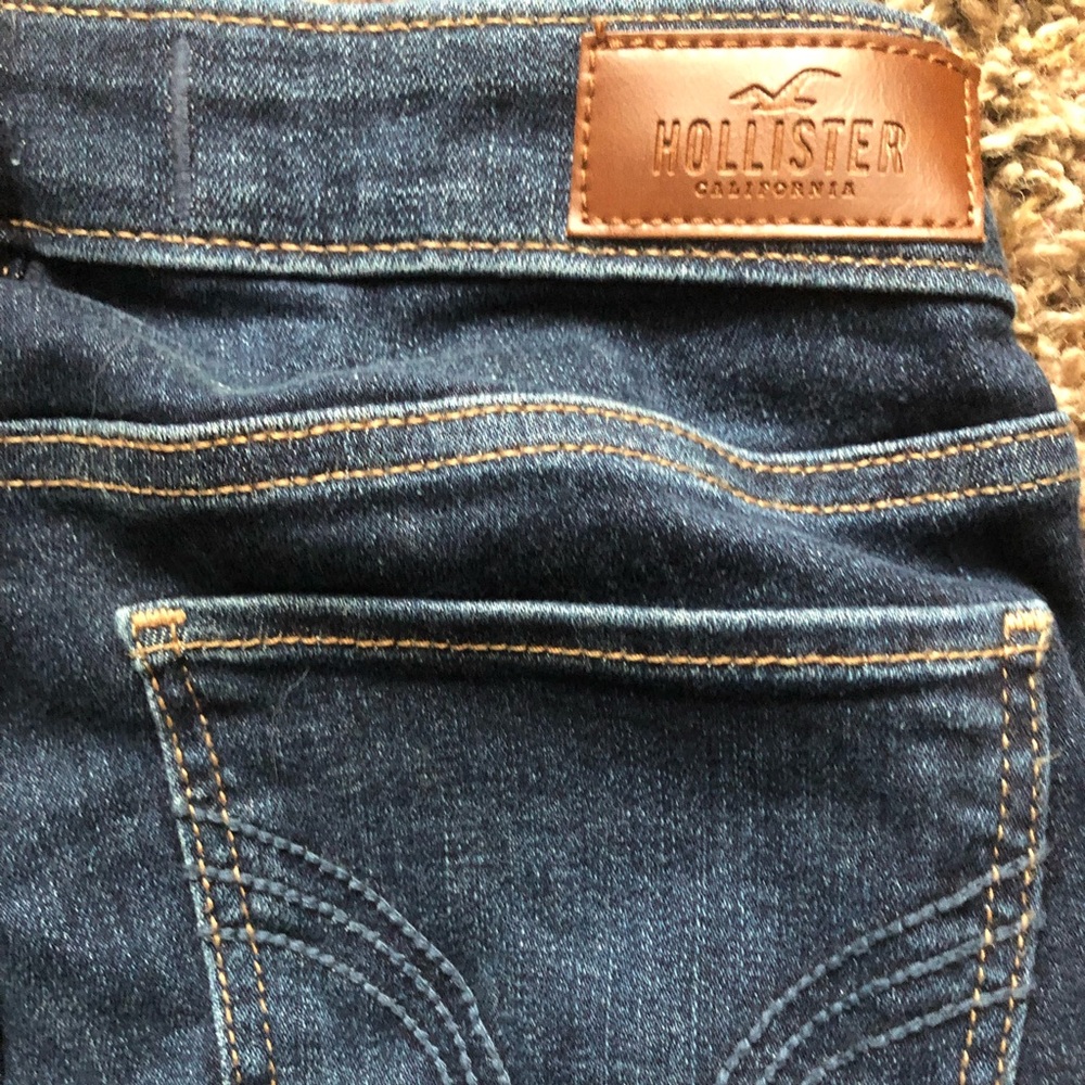 Hollister low-rise super skinny jeans